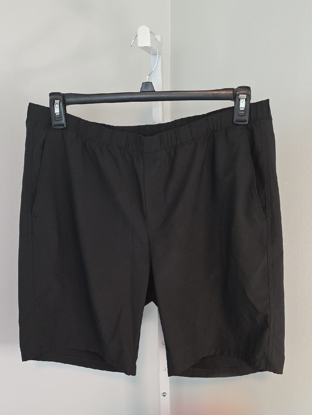 Greg Norman Dri-fit Golf Slip-on Athletic Black Shorts / Large